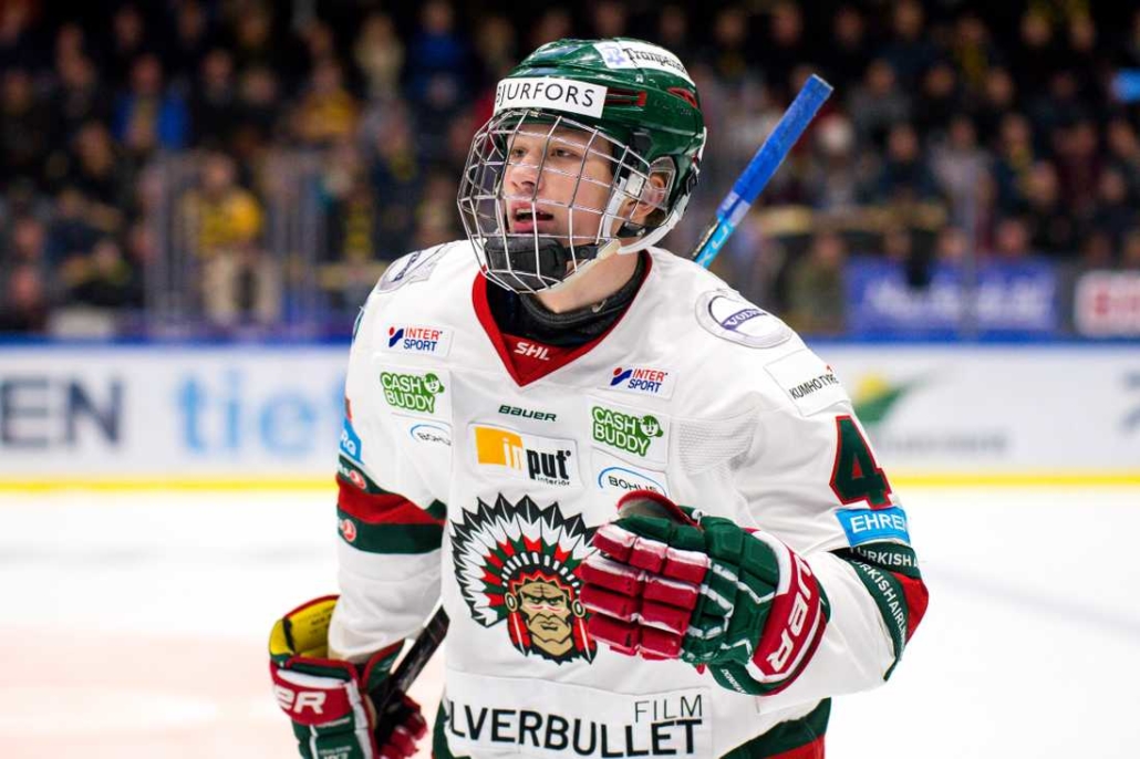 NHL Draft: 5 Reasons To Fall In Love With Lucas Raymond